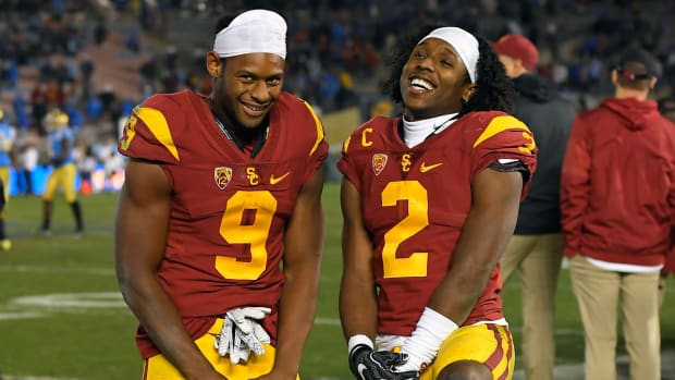 juju-adoree-top.jpg